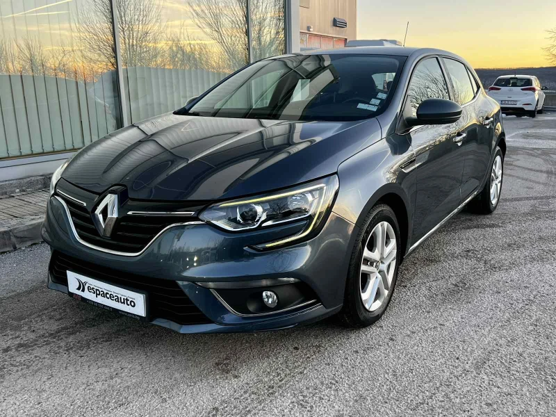 Renault Megane 1.3 TCe / 115 к.с., снимка 1 - Автомобили и джипове - 48575689