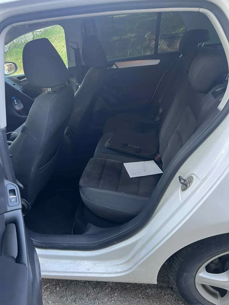 VW Golf, снимка 4 - Автомобили и джипове - 53086052