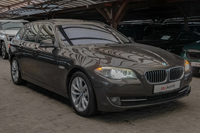 BMW 530 F11/xDrive/Night Vision/Панорама/Dynamic Drive/Под, снимка 2 - Автомобили и джипове - 51991713
