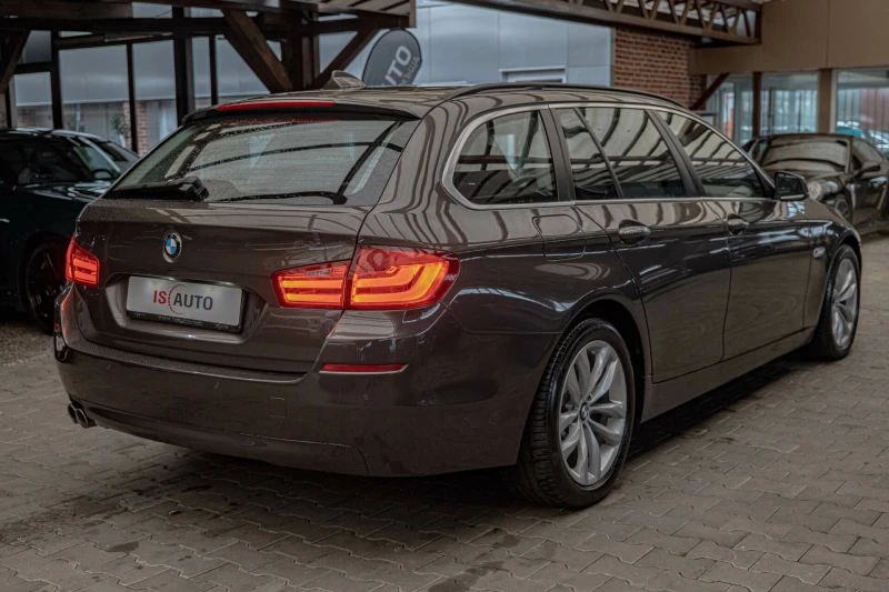 BMW 530 F11/xDrive/Night Vision/Панорама/Dynamic Drive/Под, снимка 5 - Автомобили и джипове - 51991713