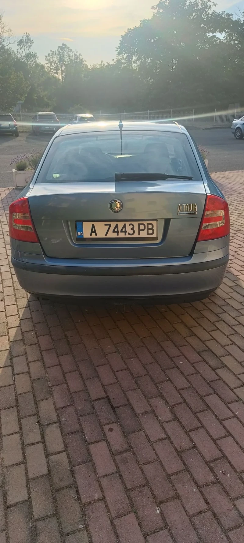 Skoda Octavia 1.4, снимка 4 - Автомобили и джипове - 52256020