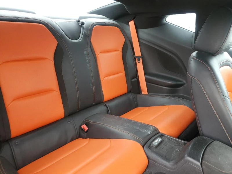 Chevrolet Camaro LT, снимка 9 - Автомобили и джипове - 52699619