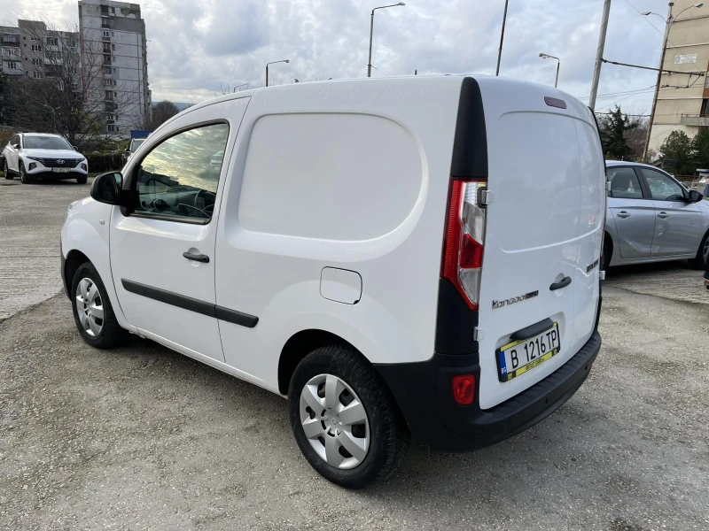 Renault Kangoo 1.5 dCi 75hp, снимка 4 - Автомобили и джипове - 52653344