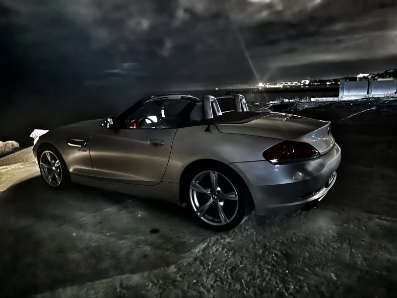 BMW Z4, снимка 4 - Автомобили и джипове - 53576419