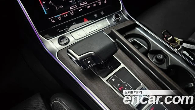 Audi A6, снимка 9 - Автомобили и джипове - 56081132