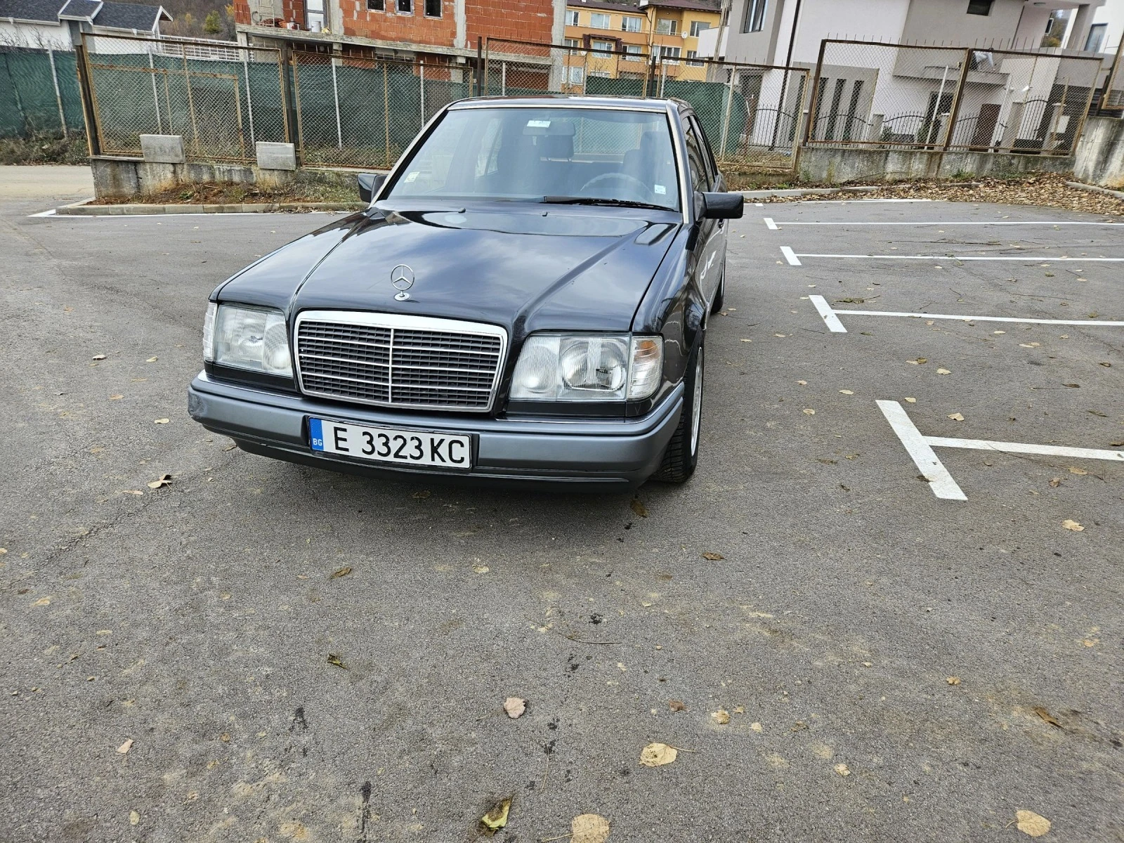 Mercedes-Benz 124  - изображение 8