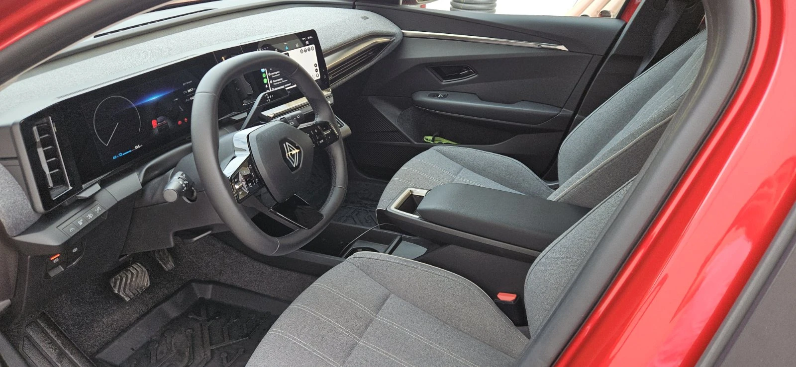 Renault Megane E-Tech EV60 Supercharge - изображение 5