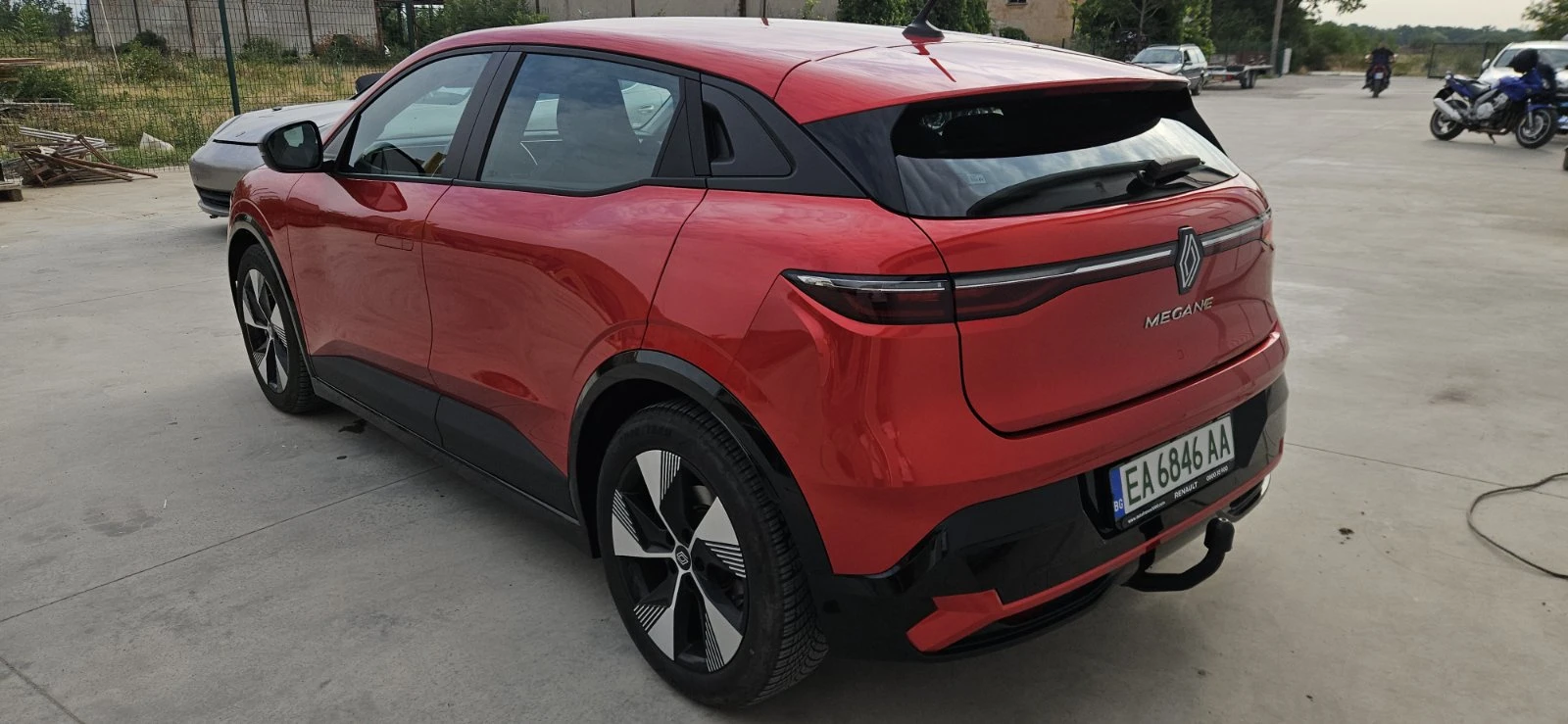 Renault Megane E-Tech EV60 Supercharge - изображение 3