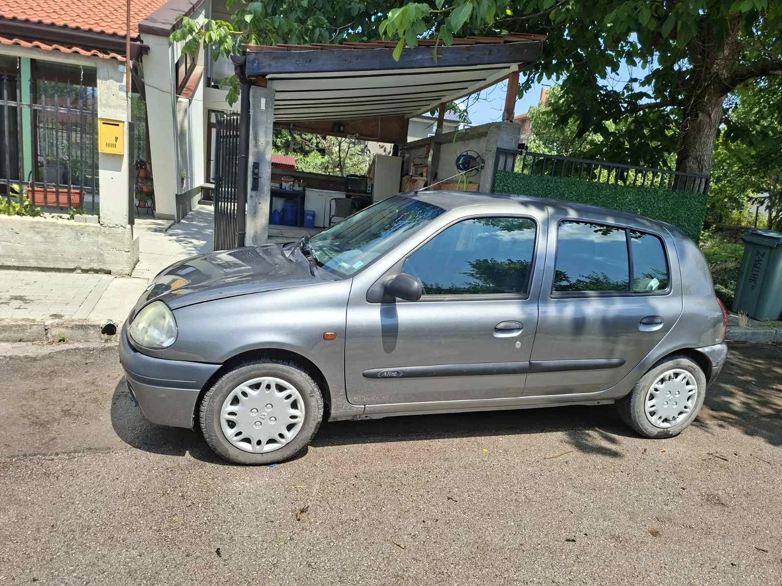 Renault Clio  - изображение 4