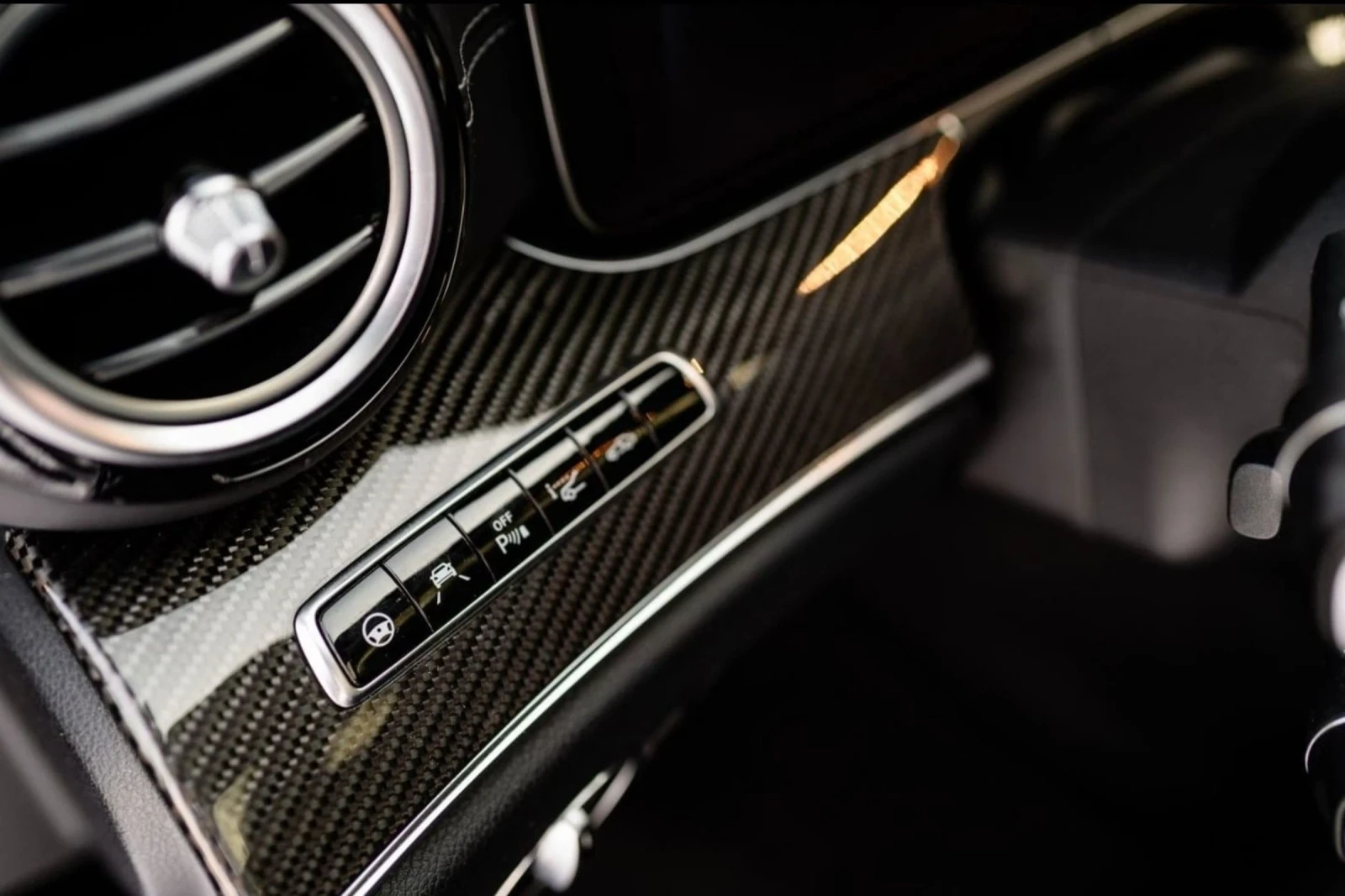Mercedes-Benz E 63 AMG    Mercedes-Benz E63S AMG* CARBON | Mobile.bg   13