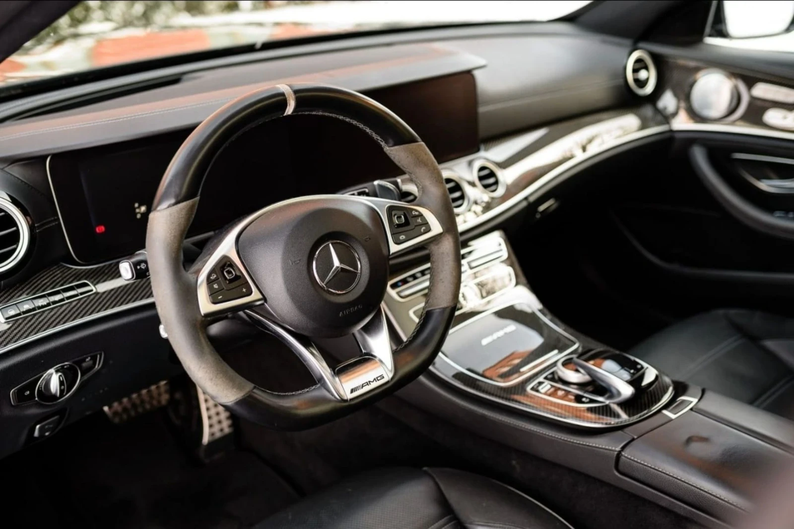 Mercedes-Benz E 63 AMG    Mercedes-Benz E63S AMG* CARBON | Mobile.bg   14