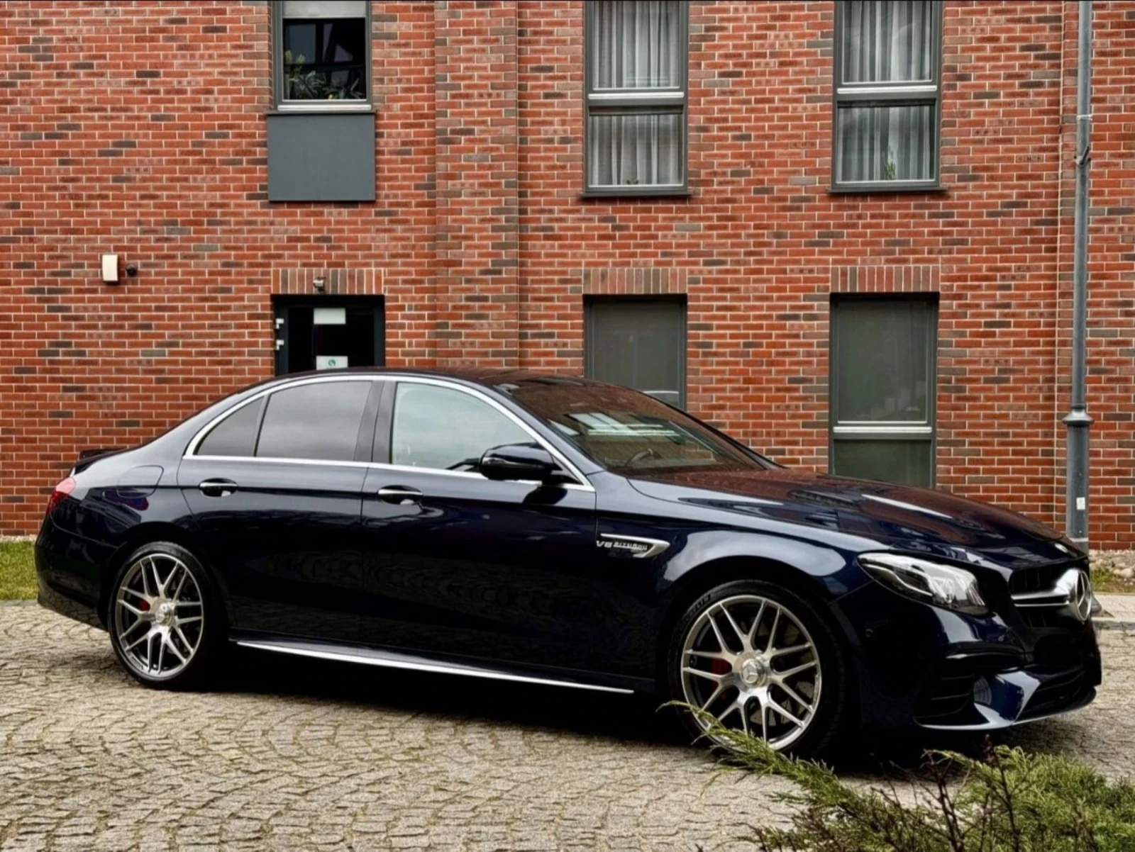 Mercedes-Benz E 63 AMG    Mercedes-Benz E63S AMG* CARBON | Mobile.bg   12