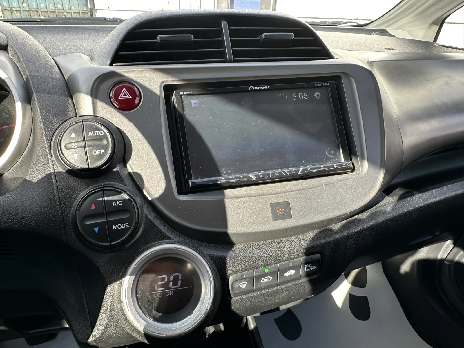 Honda Jazz 1.4i 99 .. | Mobile.bg   12