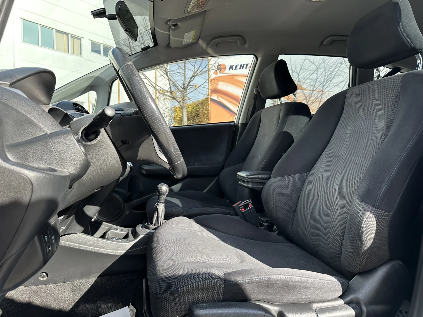 Honda Jazz 1.4i 99 .. | Mobile.bg   8