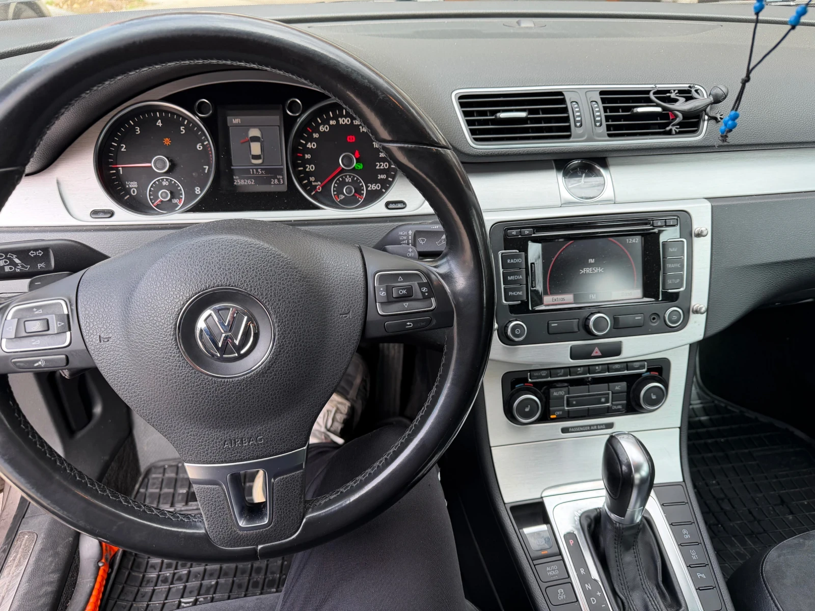 VW Passat, снимка 7 - Автомобили и джипове - 53604918