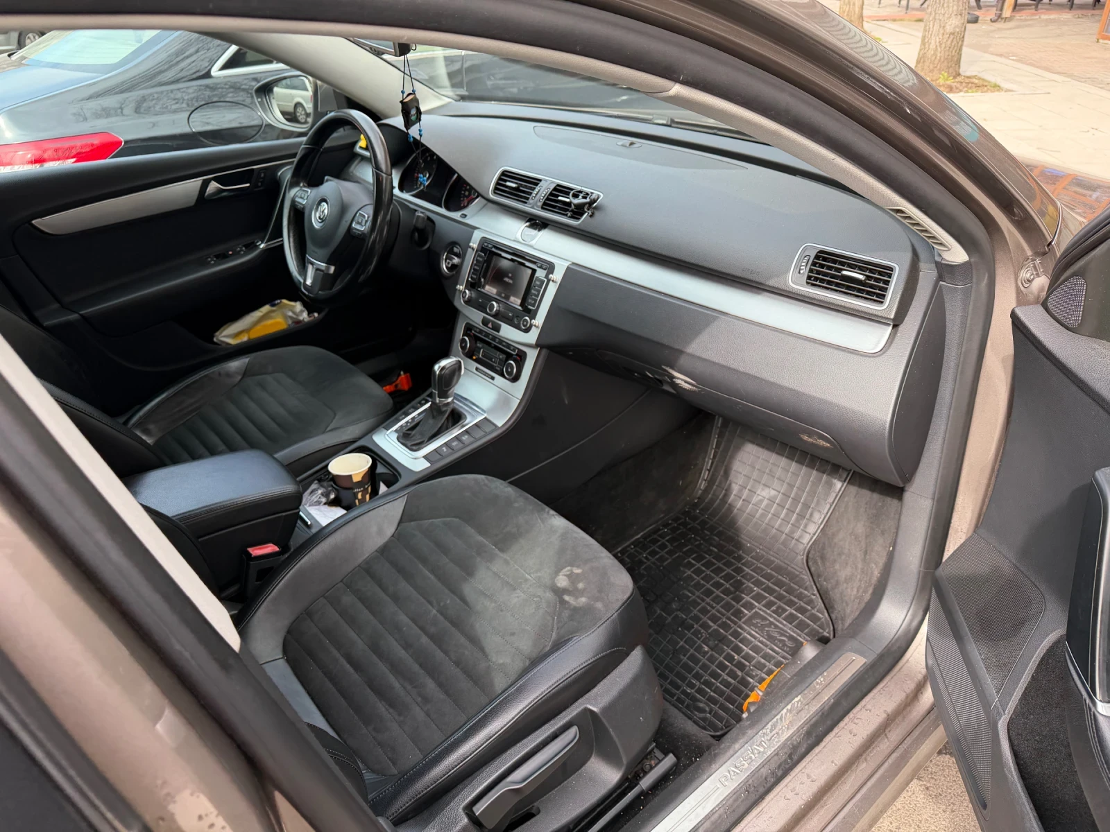 VW Passat, снимка 9 - Автомобили и джипове - 53604918