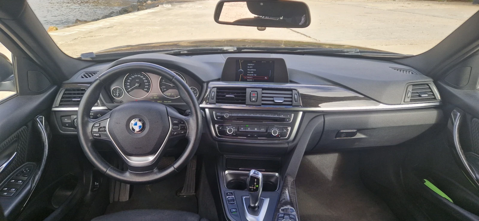 BMW 320 X drive Luxury, снимка 3 - Автомобили и джипове - 53818128