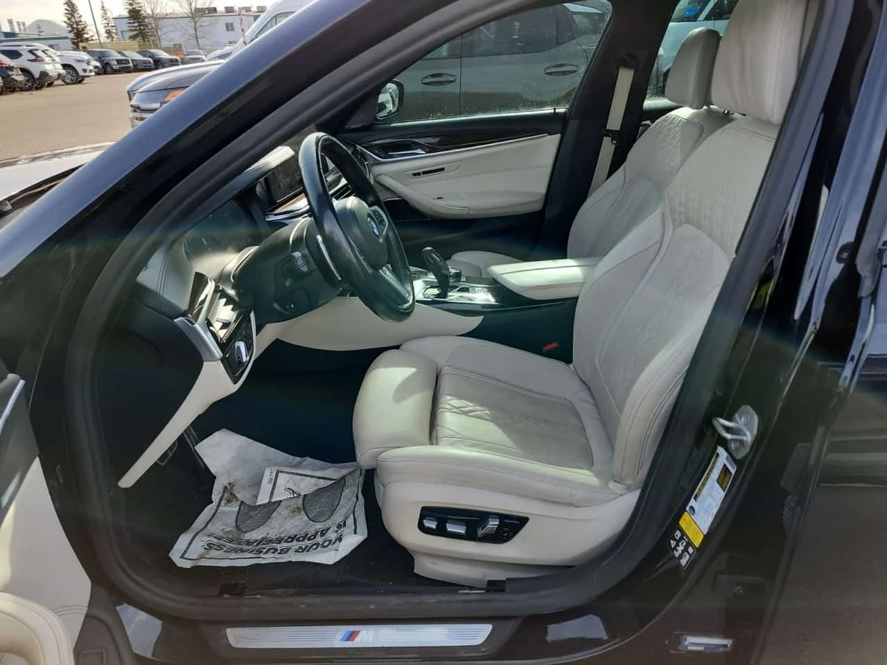 BMW 540 XDRIVE * Head-Up * Premium салон * CARFAX * , снимка 9 - Автомобили и джипове - 53822289