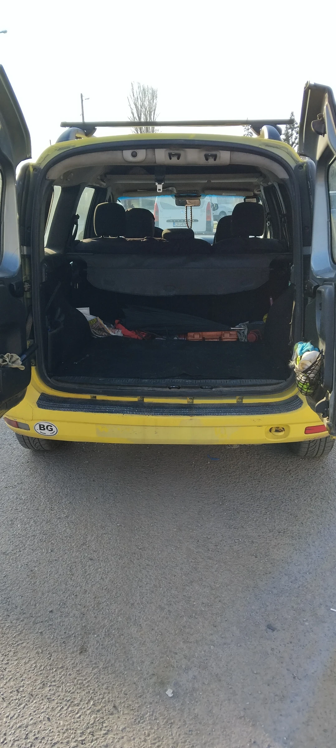 Dacia Logan 1.6 , комби бензин на газ, снимка 8 - Автомобили и джипове - 53864610