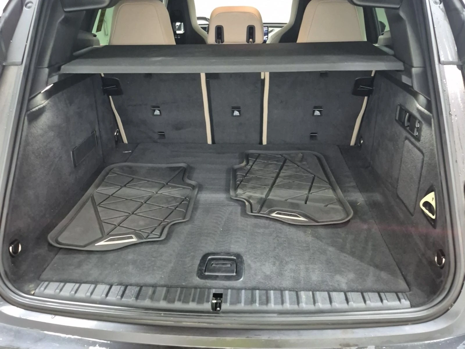 BMW iX M60 АВТО КРЕДИТ, снимка 5 - Автомобили и джипове - 53962778