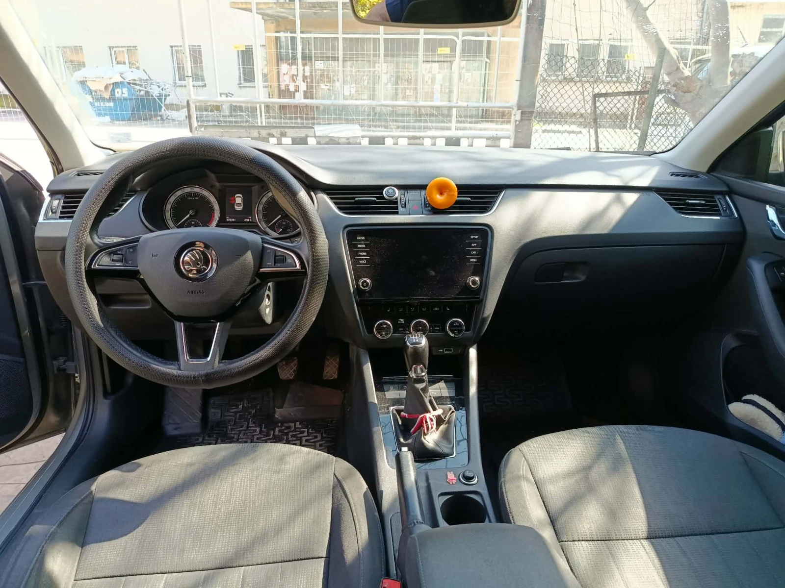 Skoda Octavia 1, 6, снимка 8 - Автомобили и джипове - 54092721