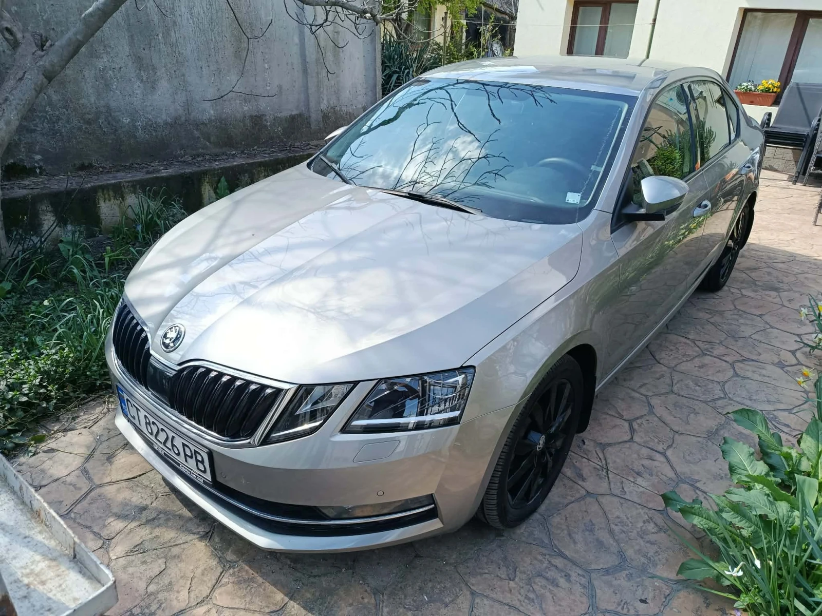 Skoda Octavia 1, 6, снимка 2 - Автомобили и джипове - 54092721