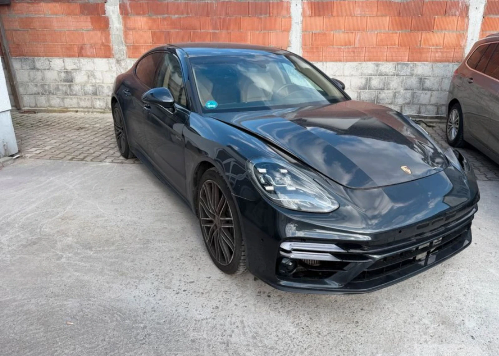 Porsche Panamera 4e chrono 480кс 4 местна Без Аналог Б2Б, снимка 3 - Автомобили и джипове - 54155967