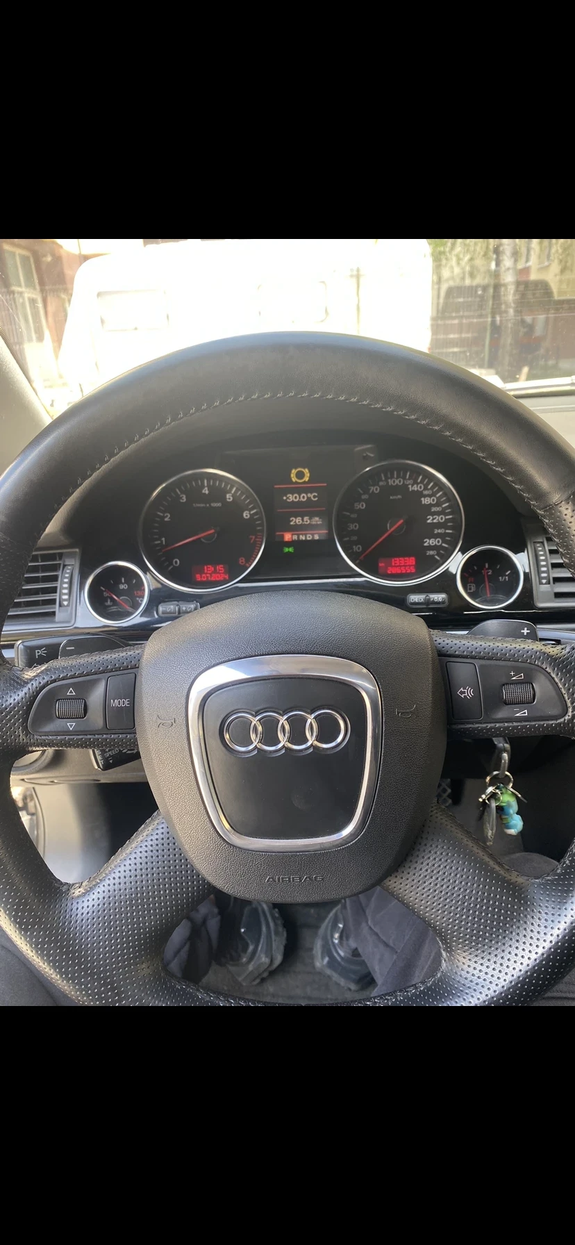 Audi A8 4.2 Газ/ Бензин, снимка 3 - Автомобили и джипове - 54333948