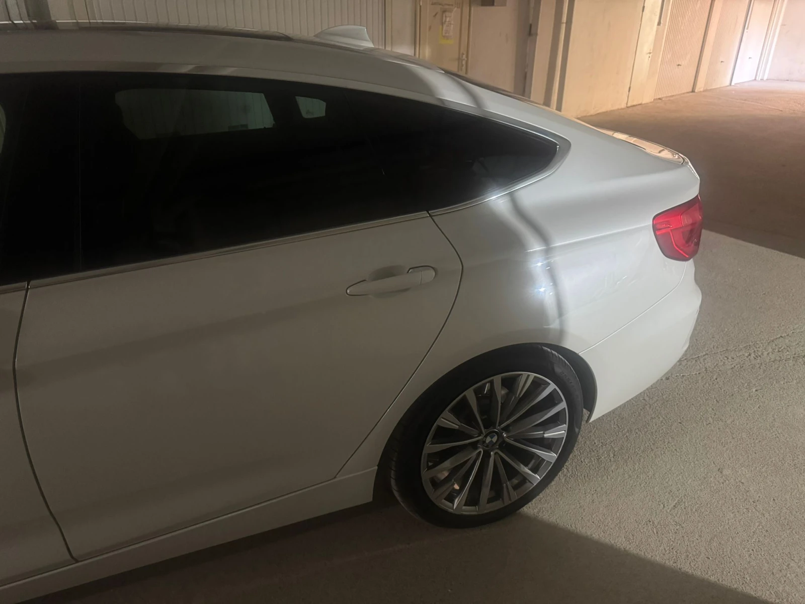 BMW 3gt 320 D X drive, снимка 7 - Автомобили и джипове - 54351595