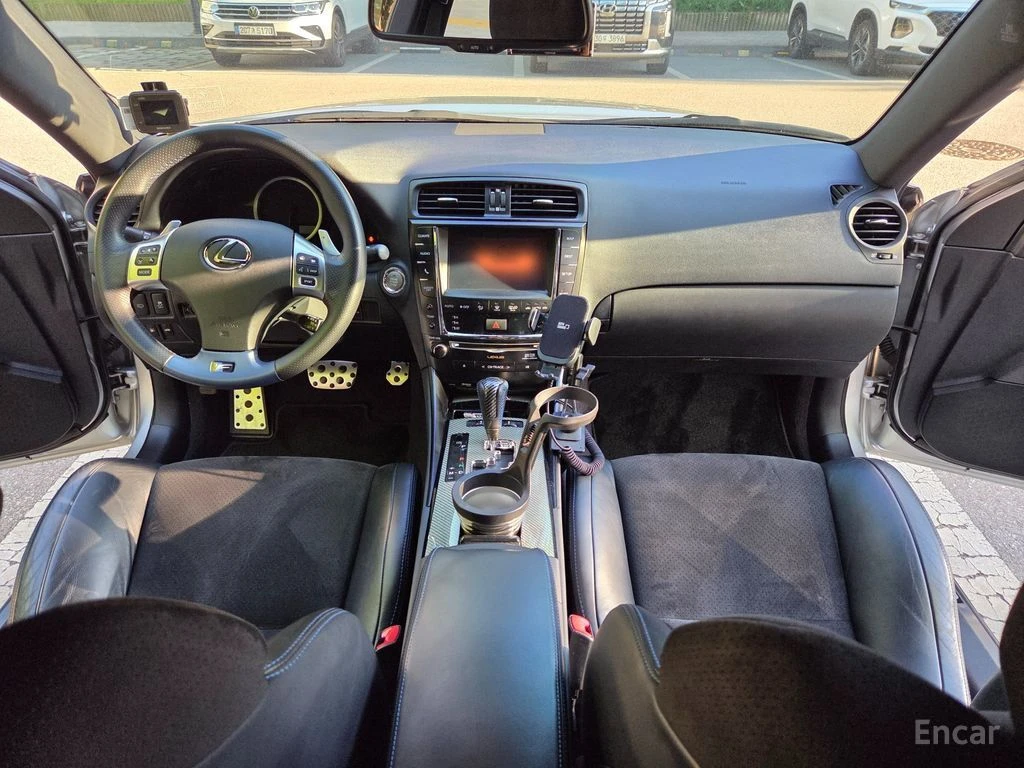 Lexus IS F * 5.0* V8* КОЖА* ПОДГРЕВ* ШИБИДАХ* TOP* , снимка 10 - Автомобили и джипове - 54445858