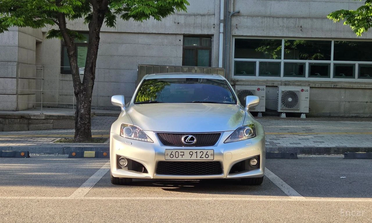 Lexus IS F * 5.0* V8* КОЖА* ПОДГРЕВ* ШИБИДАХ* TOP* , снимка 3 - Автомобили и джипове - 54445858