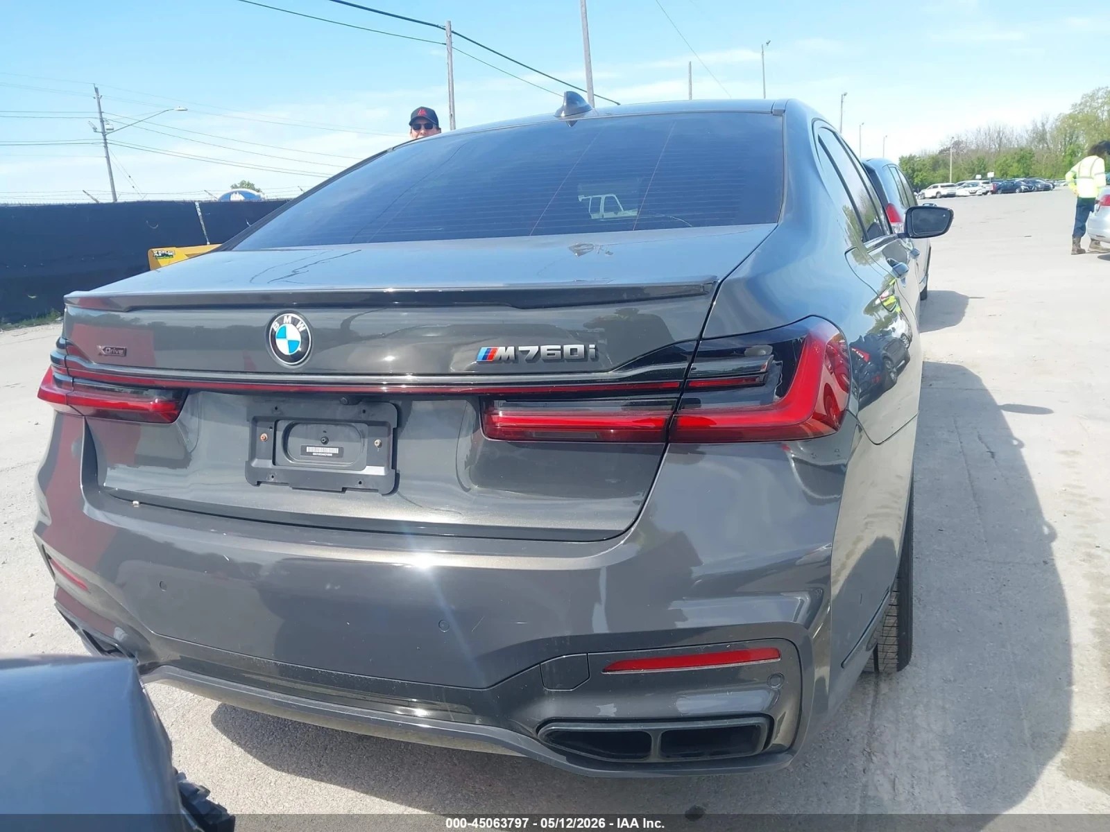 BMW 760 X-Drive* M-Pack* Soft close* Масаж* Цена до БГ, снимка 5 - Автомобили и джипове - 54928455