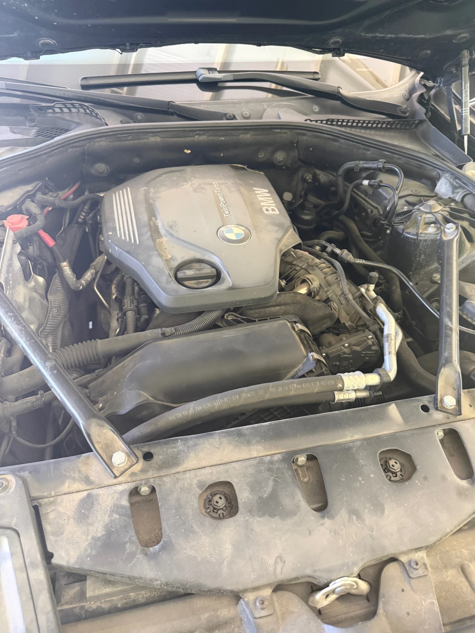BMW 520 190 к.с FACE, снимка 12 - Автомобили и джипове - 54930213