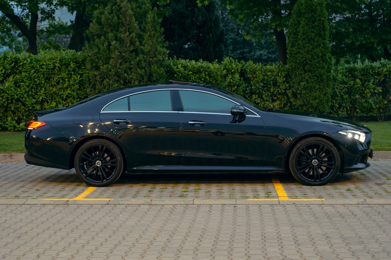Mercedes-Benz CLS 400, снимка 8 - Автомобили и джипове - 55098141