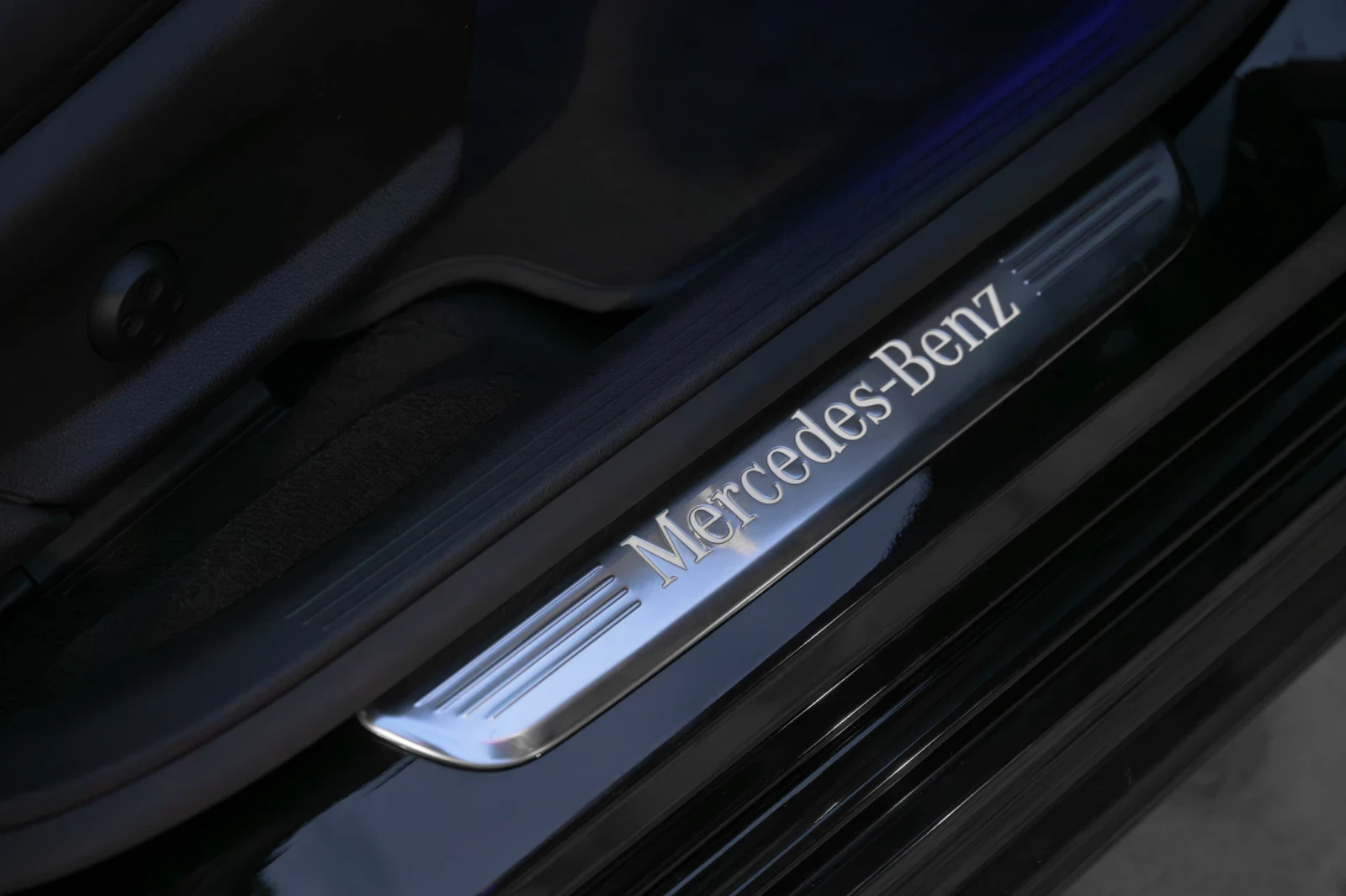 Mercedes-Benz CLS 400, снимка 14 - Автомобили и джипове - 55098141