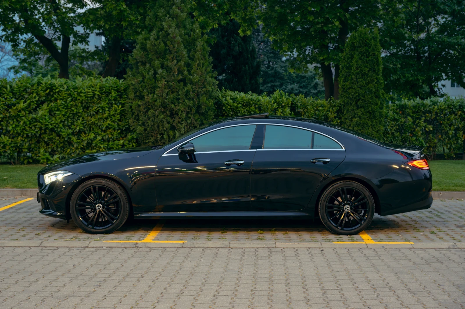 Mercedes-Benz CLS 400, снимка 9 - Автомобили и джипове - 55098141