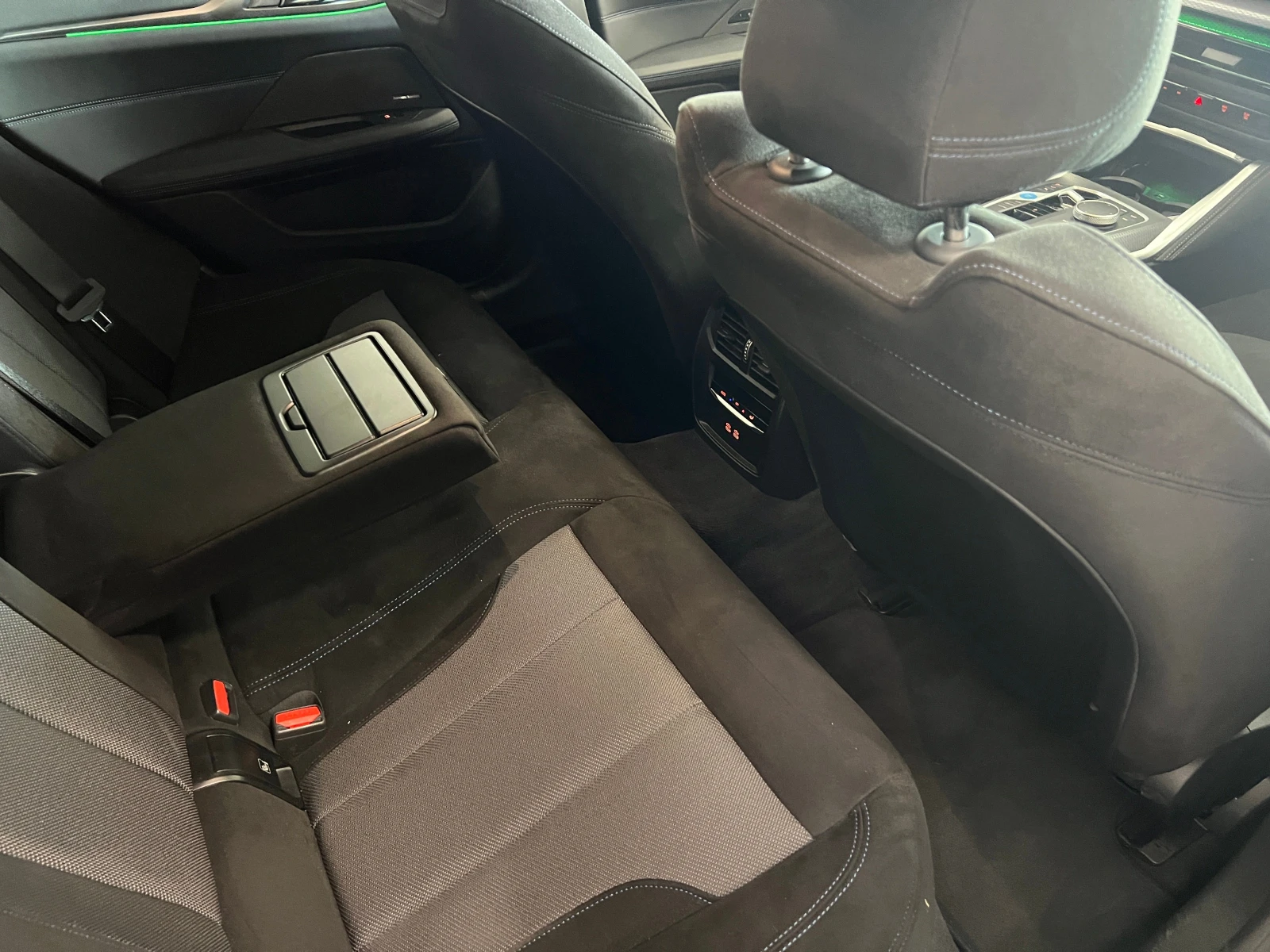 BMW i4 M50 xDrive, снимка 12 - Автомобили и джипове - 55543610