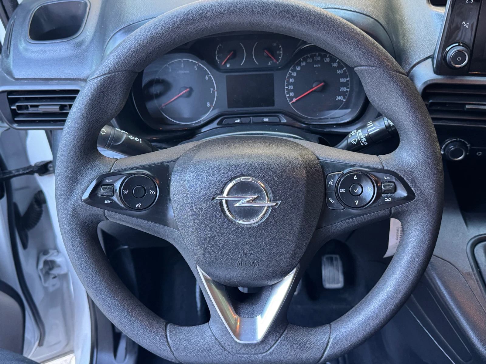 Opel Combo 1.5 HDI* 102p.s* Premium пакет, снимка 12 - Автомобили и джипове - 55769806