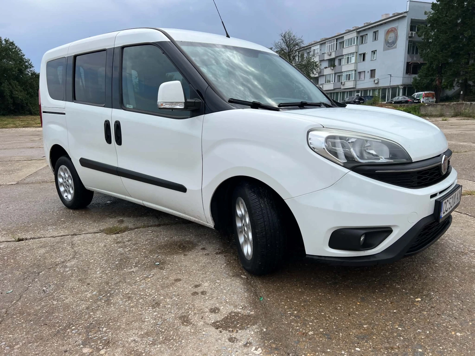Fiat Doblo, снимка 5 - Автомобили и джипове - 55878654