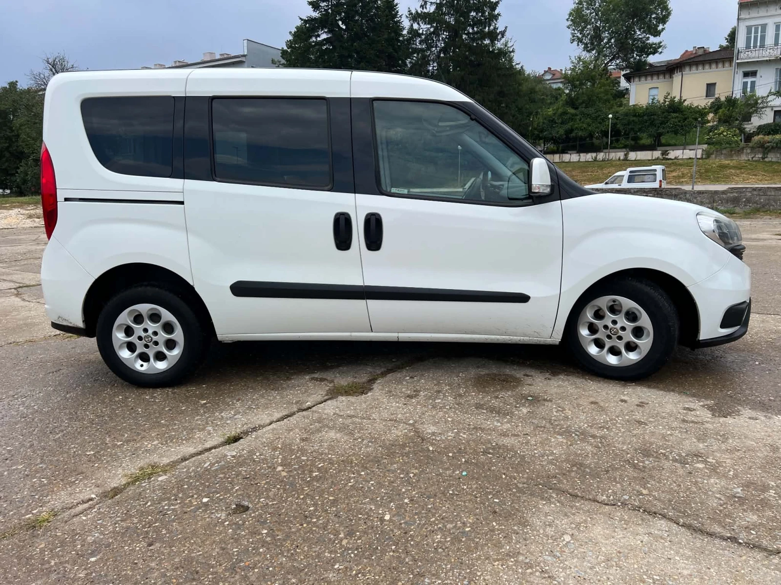 Fiat Doblo, снимка 2 - Автомобили и джипове - 55878654