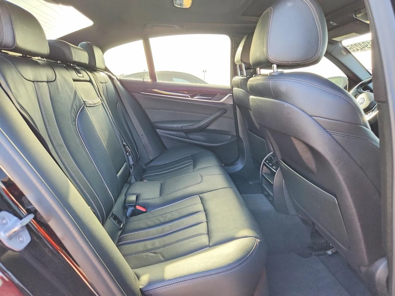 BMW 540 Carfax / Автокредит / От Застраховател, снимка 10 - Автомобили и джипове - 55988857