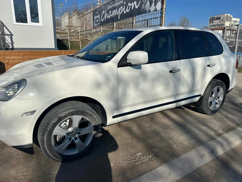 Porsche Cayenne 3.0diesel нов внос сменени вериги бартер, снимка 3 - Автомобили и джипове - 48870617