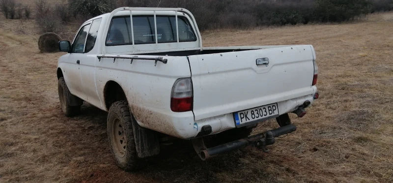 Mitsubishi L200, снимка 4 - Автомобили и джипове - 49278786