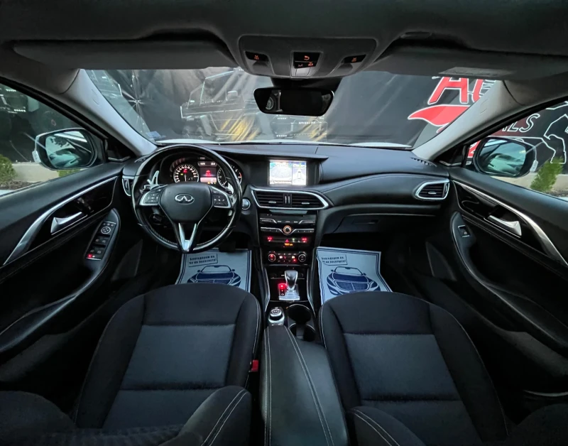 Infiniti QX30 2.2D* 4X4* PANORAMA* KEYLESS* СОБСТВЕН ЛИЗИНГ, снимка 10 - Автомобили и джипове - 51447832