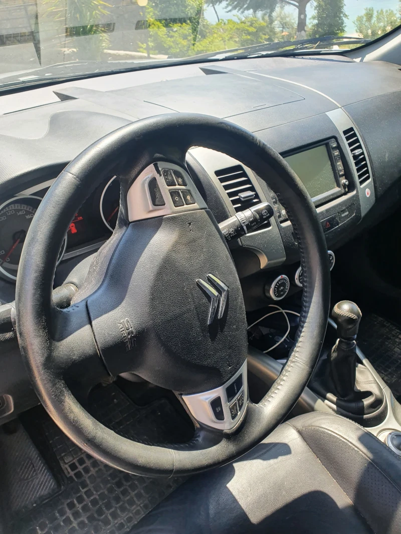 Citroen C-Crosser, снимка 5 - Автомобили и джипове - 53243454