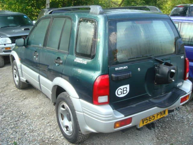 Suzuki Grand vitara 2.5V6, снимка 3 - Автомобили и джипове - 46834336