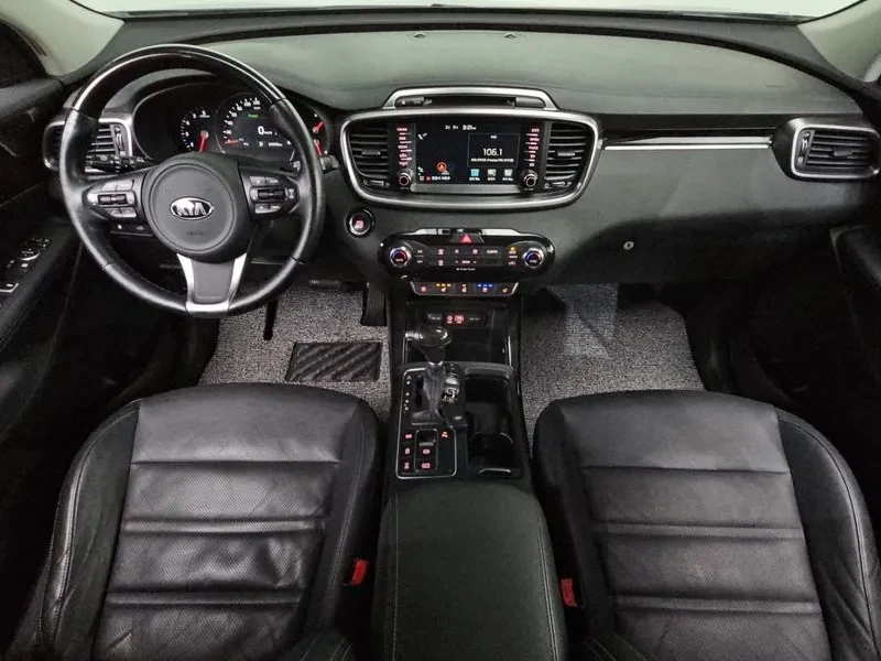 Kia Sorento 2.2 CRDI 4WD, снимка 7 - Автомобили и джипове - 54265397