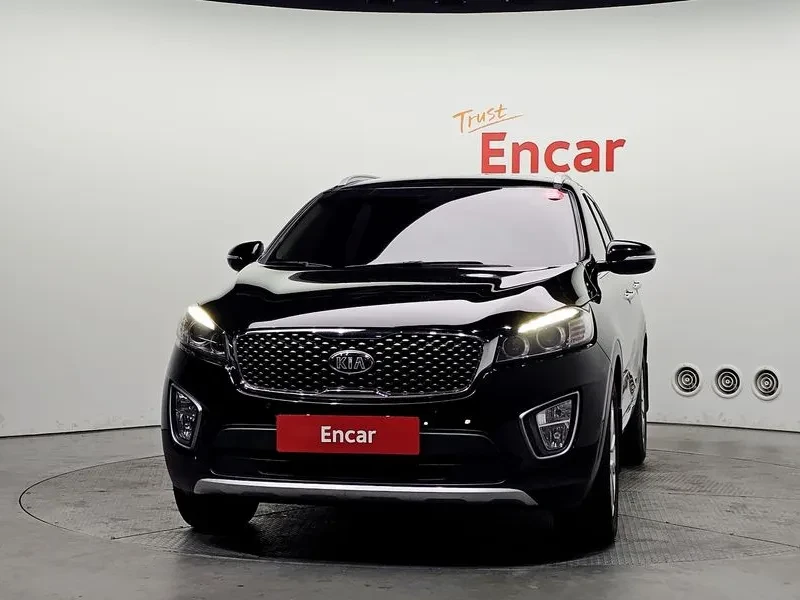 Kia Sorento 2.2 CRDI 4WD, снимка 3 - Автомобили и джипове - 54265397