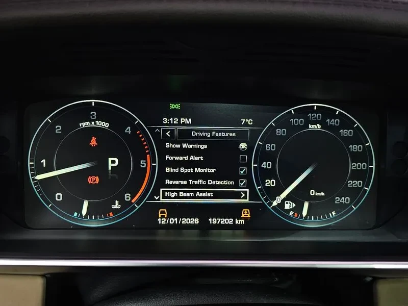 Land Rover Range rover 4.4, снимка 8 - Автомобили и джипове - 54504285