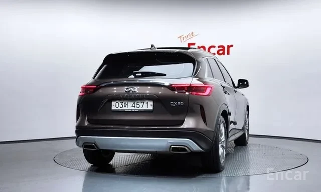 Infiniti QX50 2.0 ESSENTIAL * 2WD * ������ * �������� * ������� | Mobile.bg � ����������� 4